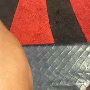 Meet your Posher, Dinesha